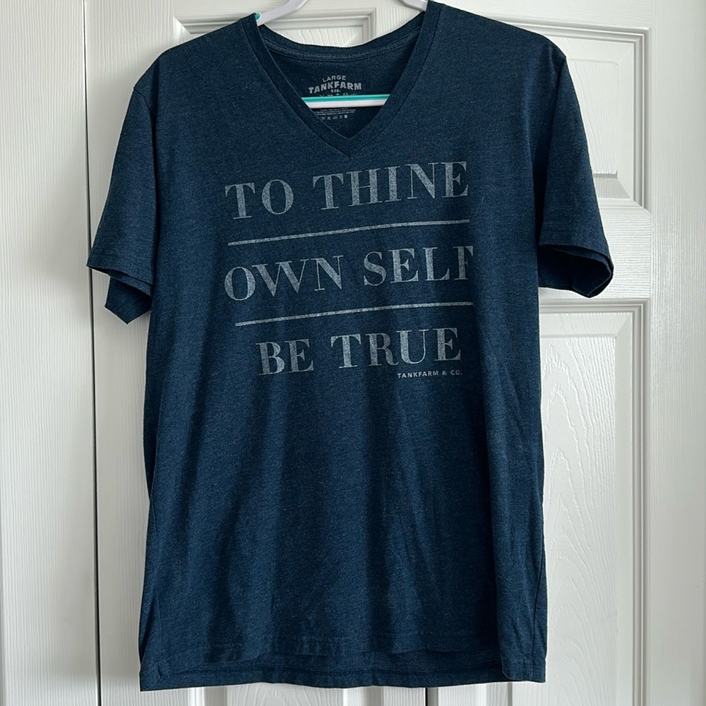 Men’s v neck t-shirt, navy blue shirt, size large